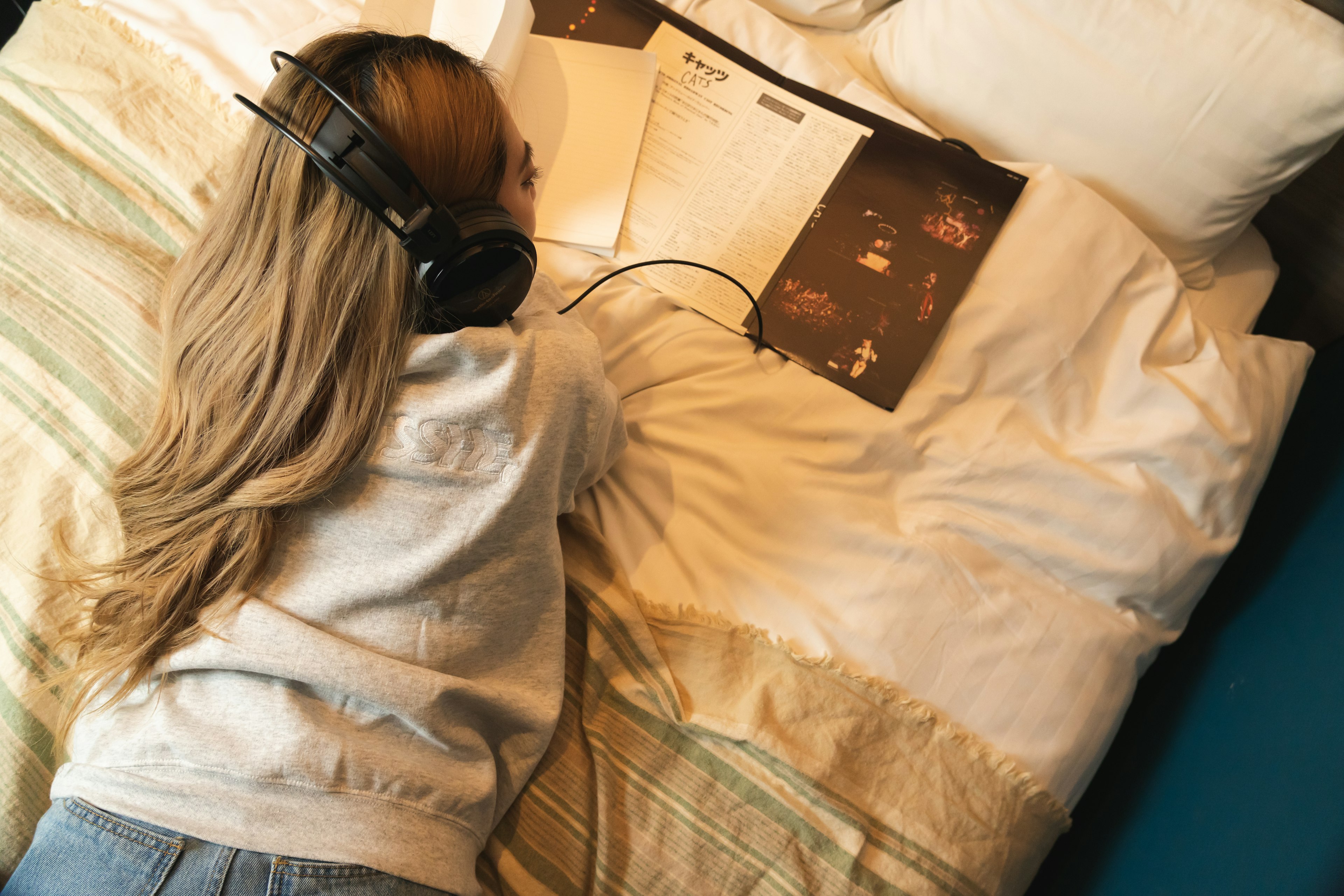 ベッドはすべてシモンズ製。ベッドの上でだらだら楽しめるプランも提案している。