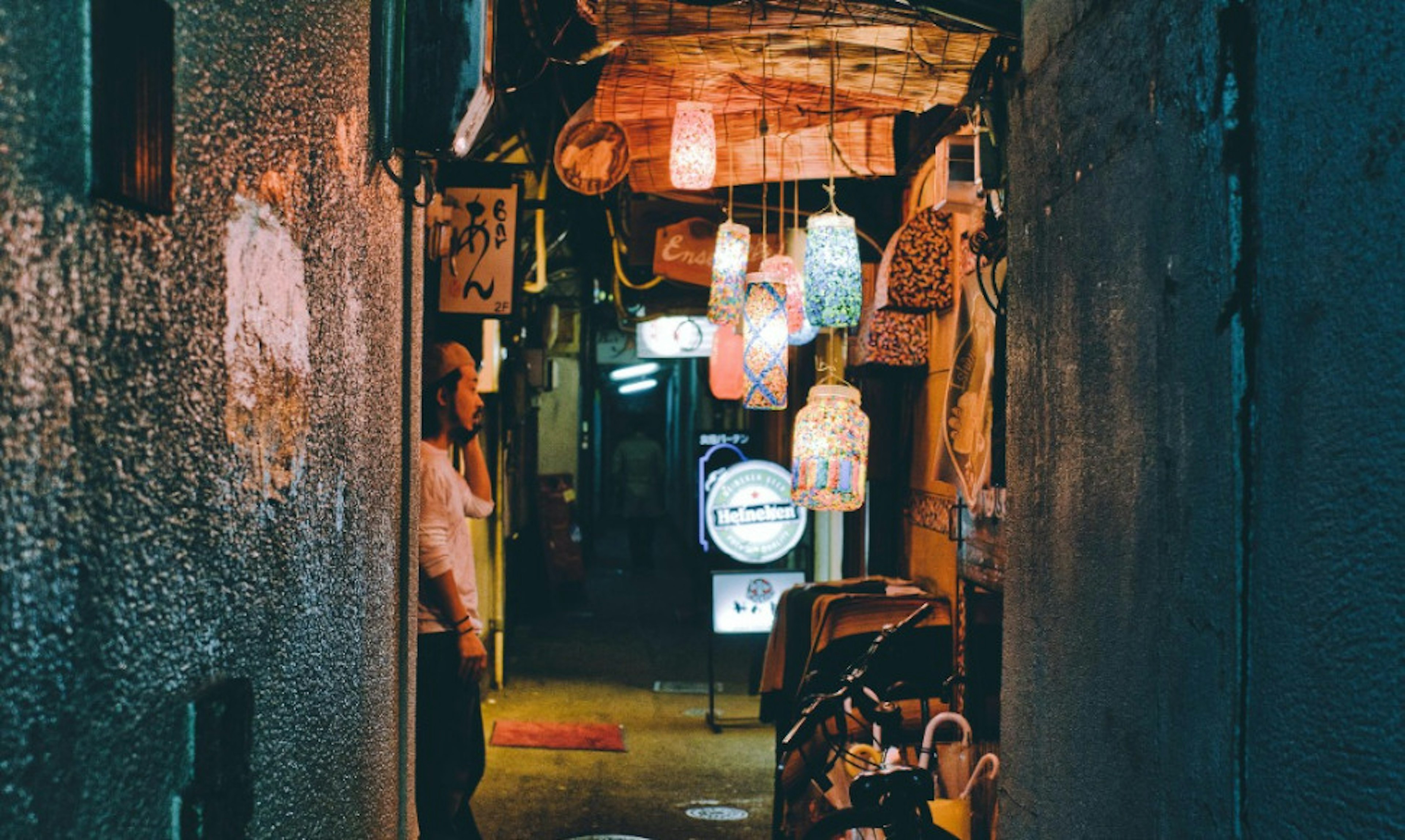 いつもと違う京都を楽しむ「真夜中の路地裏散歩」プラン