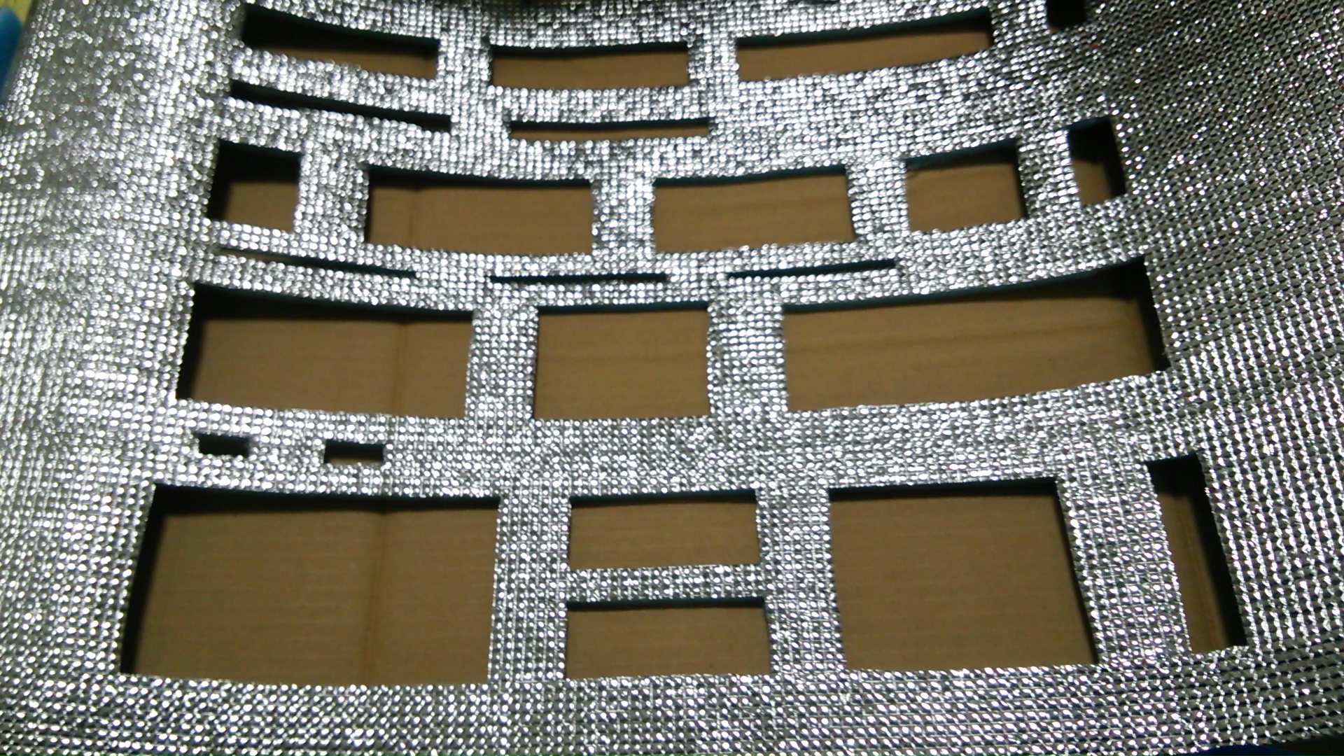 わくわくさん。踊らない時は工作しています。