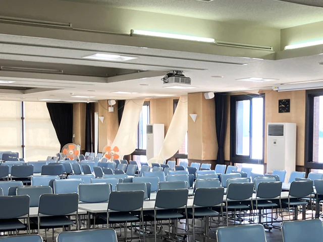 納入実績（夏の空調トラブルに対応【床置エアコンのレンタル実績】）のサムネイル画像