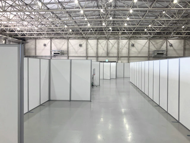 パーテーションの設置写真1