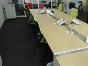 営業拠点の統合による什器備品の廃棄対策【オフィス備品の買取実績】のサムネイル画像