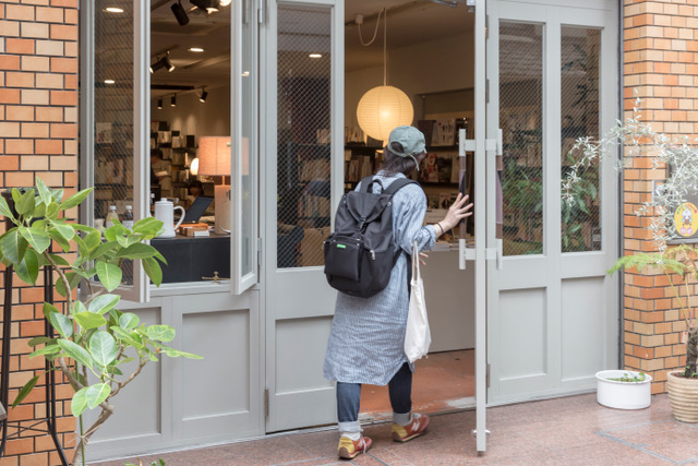 本屋ルヌガンガ（香川）