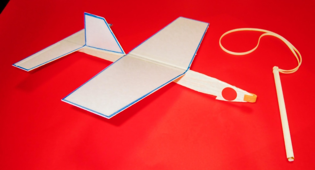 紙飛行機製作体験