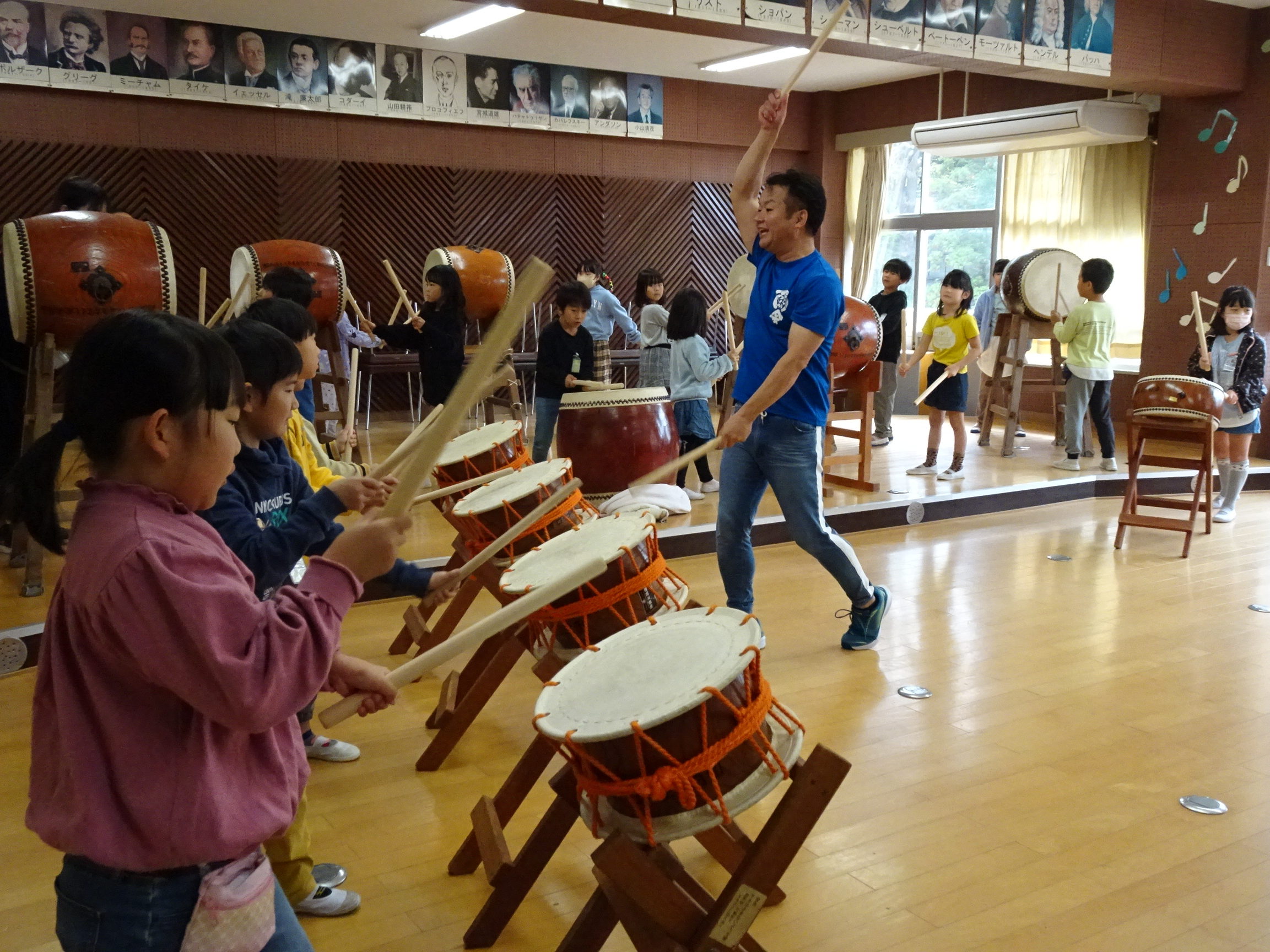 東郷小学校の活動の様子