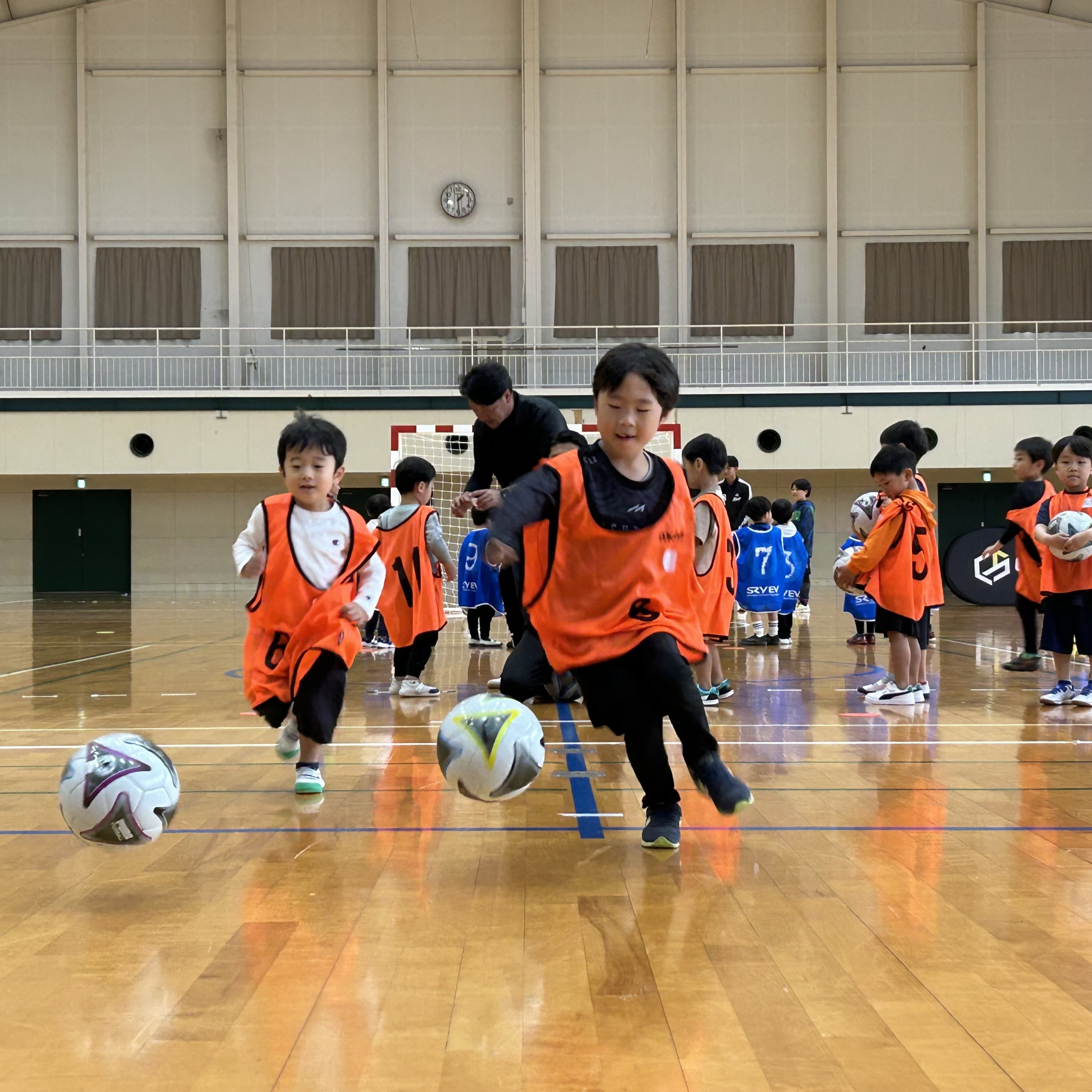 特設講座「フットサル選手コース」参加者募集を開始しました