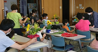 体験！日本の伝統文化　①いけ花