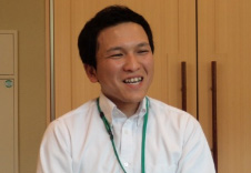 桑原 裕次郎 氏