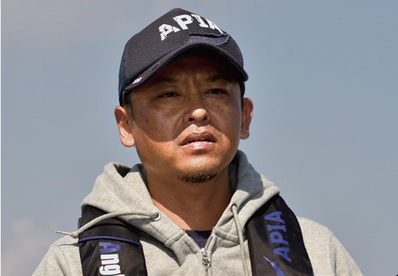 献上真也