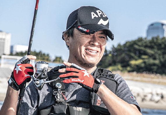 村岡昌憲