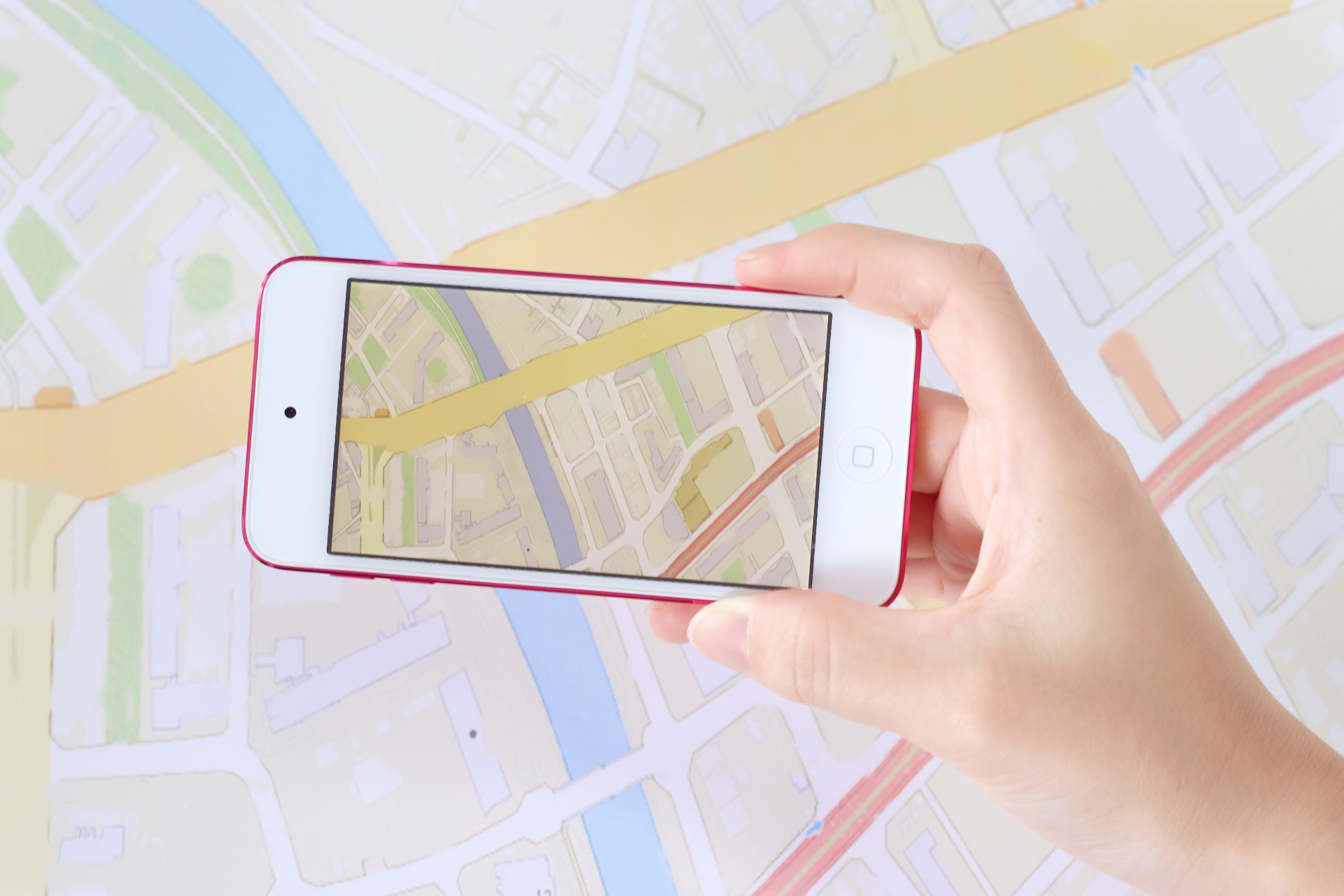地図は軽貨物ドライバーの強い味方！紙とスマホアプリを比べてみました