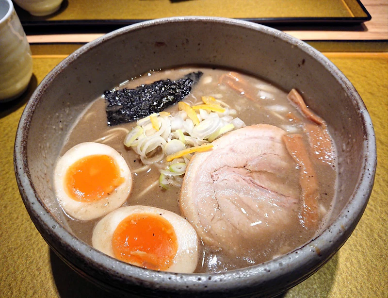 【2025年版】ここだけは訪問しておきたい|北千住の人気ラーメン店10選 - サムネイル