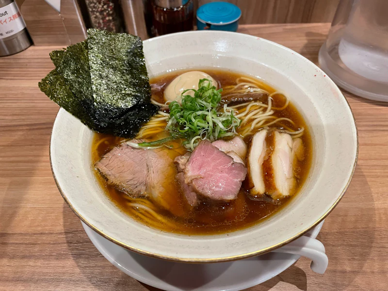 【2025年版】ここだけは押さえておきたい|神田で人気のラーメン店10選 - サムネイル