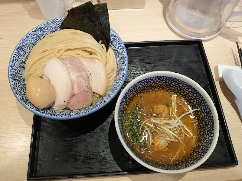 【2025年版】ここだけは押さえたい!小岩・新小岩駅周辺の人気ラーメン店10選 - サムネイル
