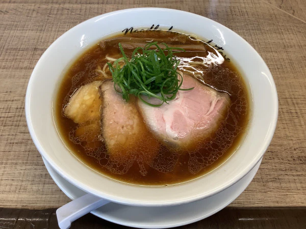 【2025年版】ここだけは絶対に外せない!小田原で人気のラーメン店10選 - サムネイル