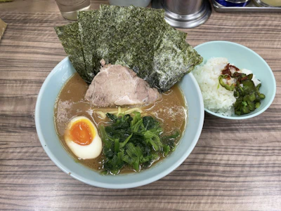 【最新版】ここだけは絶対に外せない！中野駅周辺の人気ラーメン店10選 - サムネイル