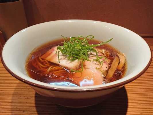 【2025年版】藤沢のラーメン10選!ここだけは押さえておきたい人気店 - サムネイル