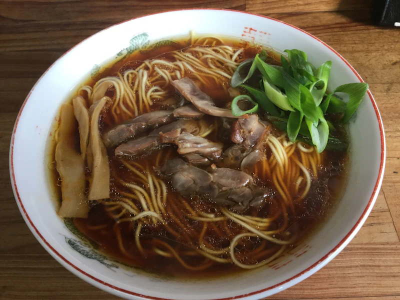 【2025年版】歴史ある笠岡の地で人気のご当地ラーメン!笠岡ラーメンの人気店6選 - サムネイル