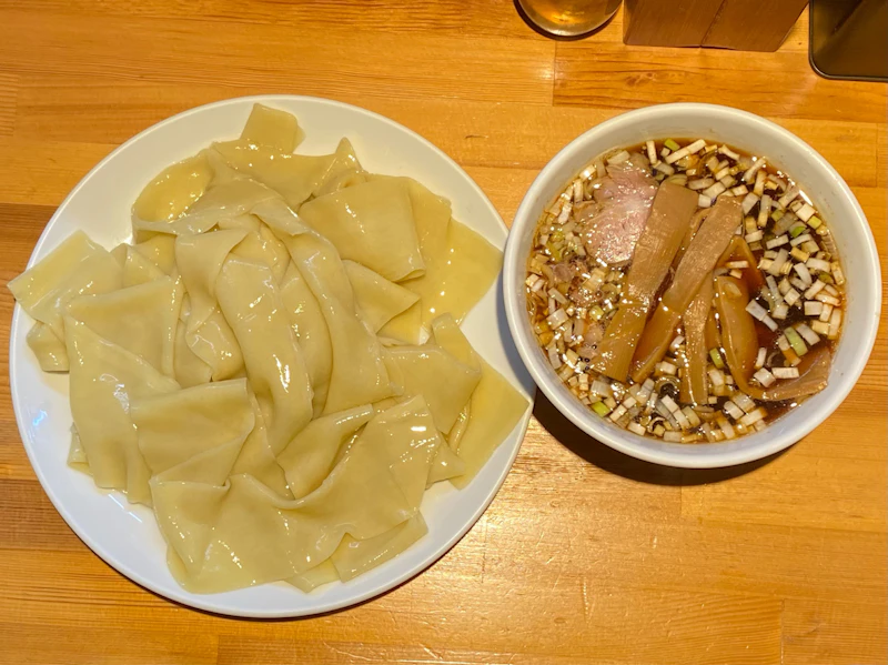 【2025年版】ここだけは絶対に押さえておきたい!岐阜で人気のラーメン店10選 - サムネイル
