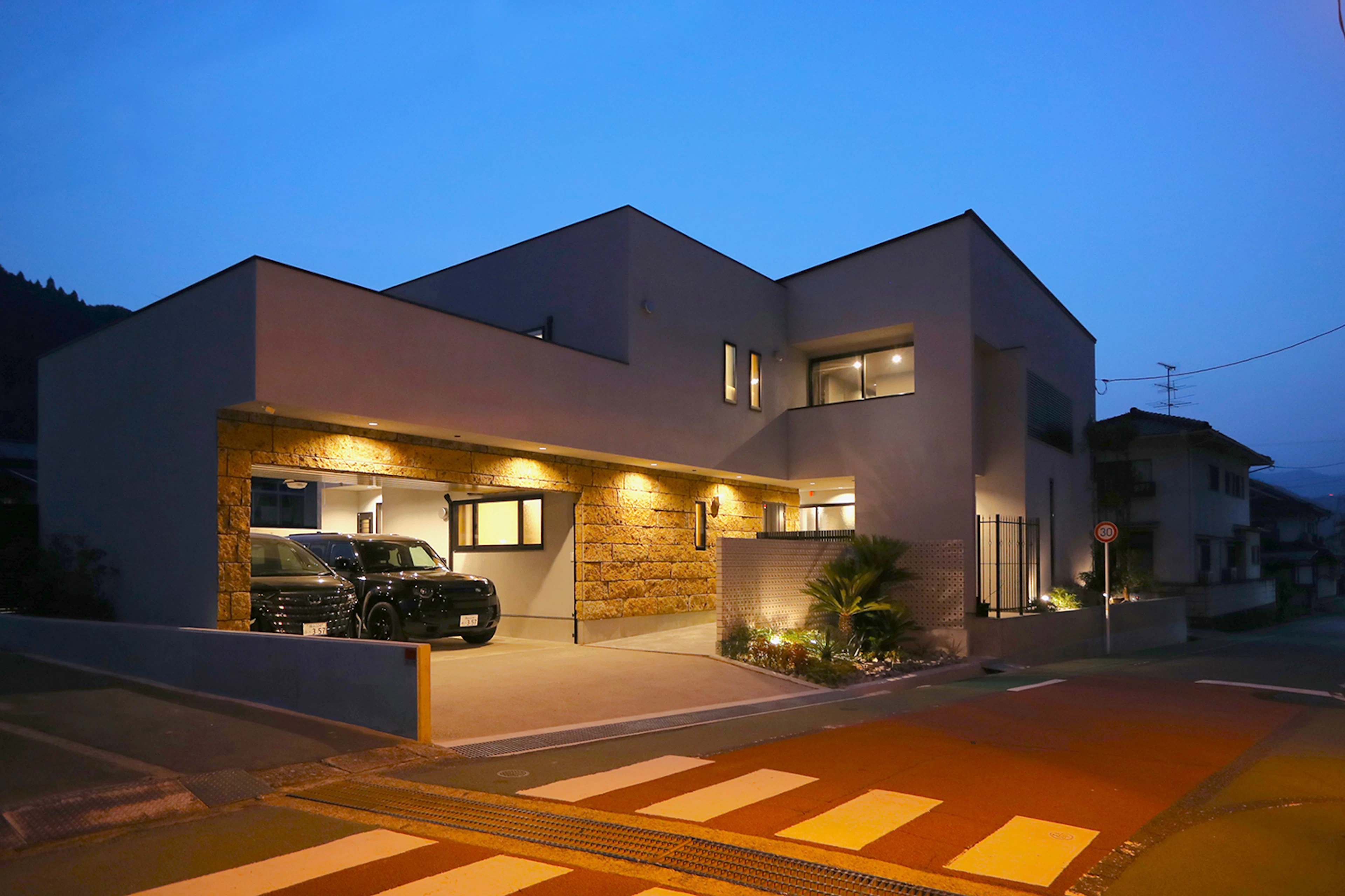 M-HOUSE　二世帯住宅