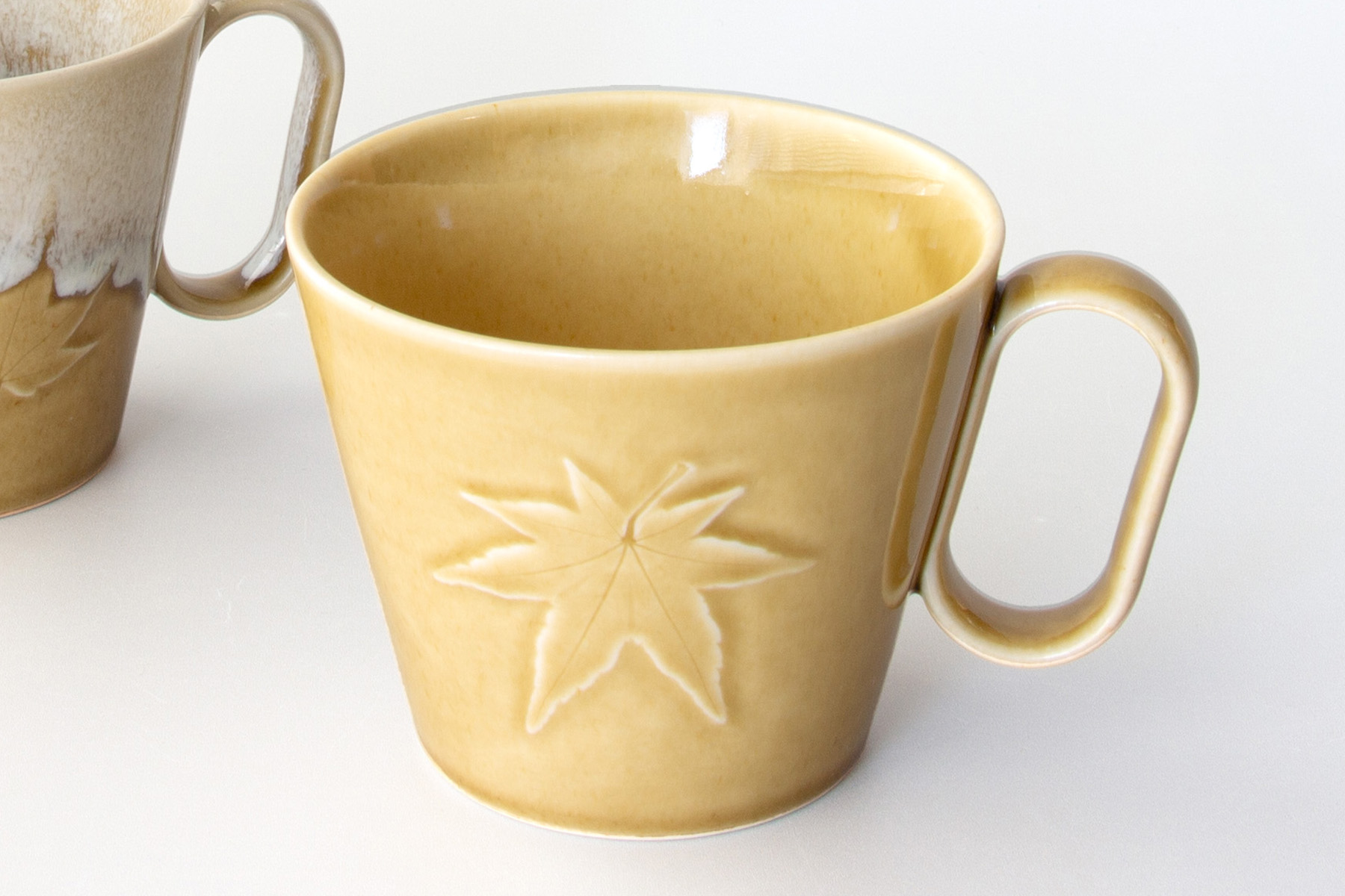 黄金色の夕焼けさま専用商品(現地受け取り) 生涯を添い遂げるマグ 宮島御砂焼 対厳堂 もみじ紋 浮葉」が10月16日