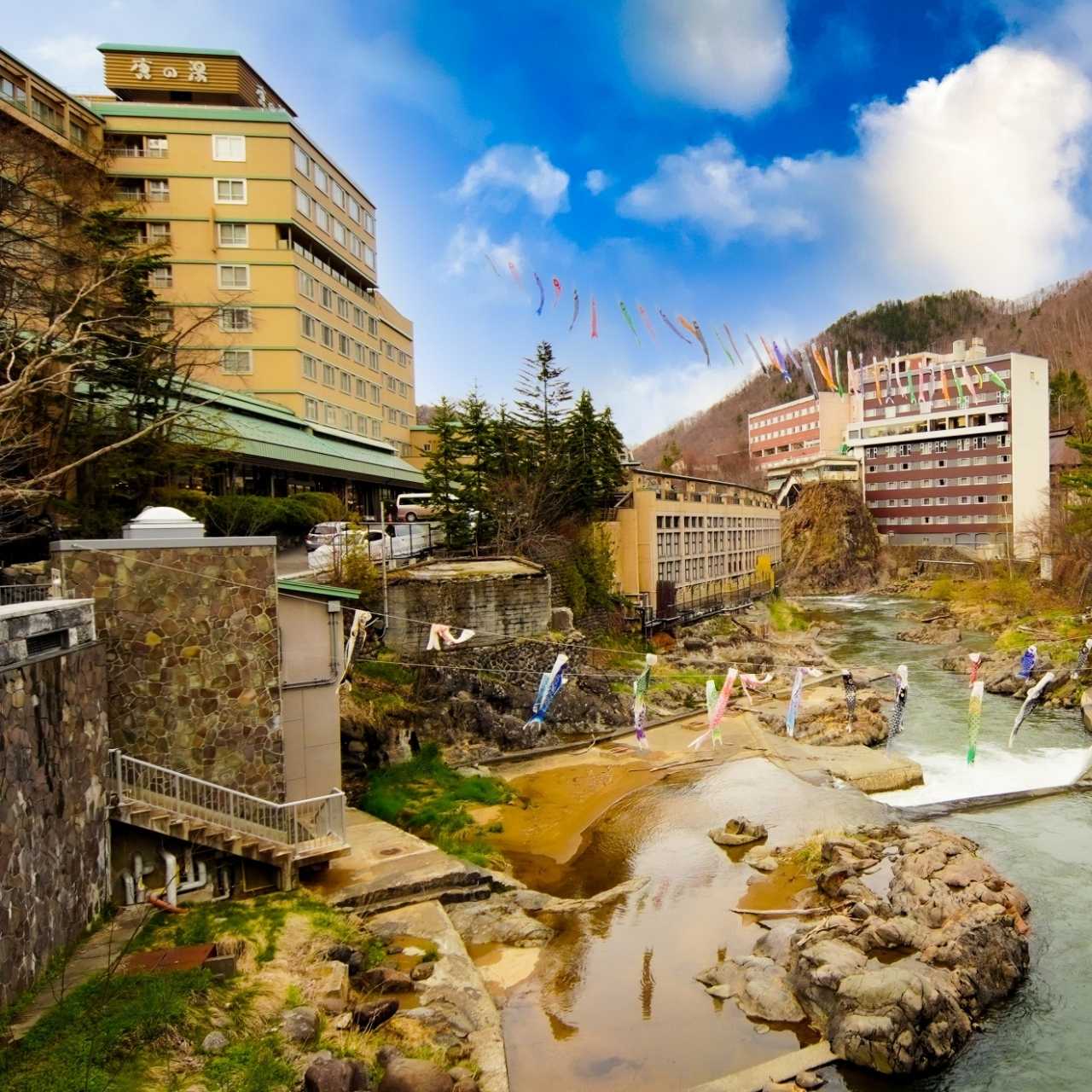 札幌の裏庭、渓流の湯