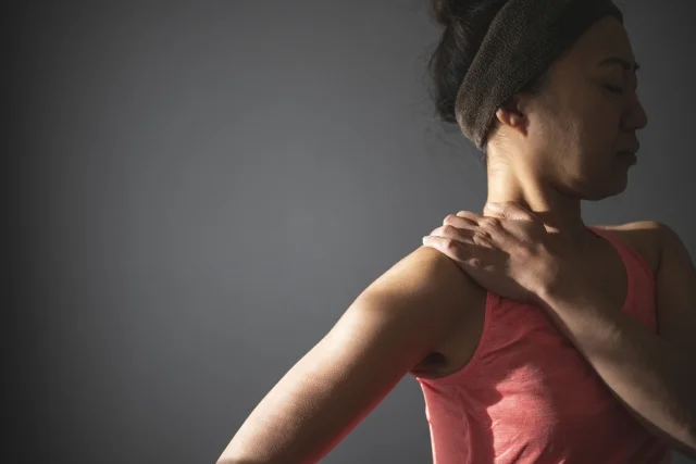 マタニティヨガでやってはいけないポーズとは?