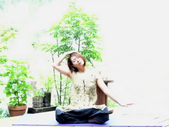 妊娠中期にできるマタニティヨガポーズはありますか?