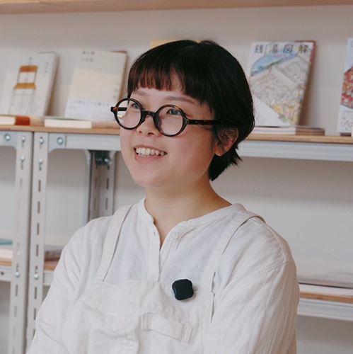 神岡紗緒さん/「本屋 ひとりごこち」店主