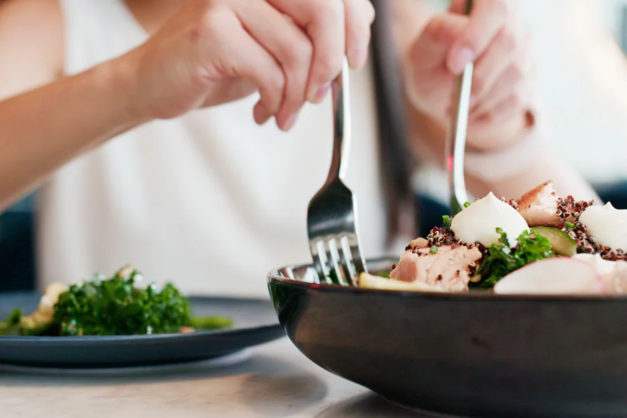 女性の筋トレ効果を高める食事とは？