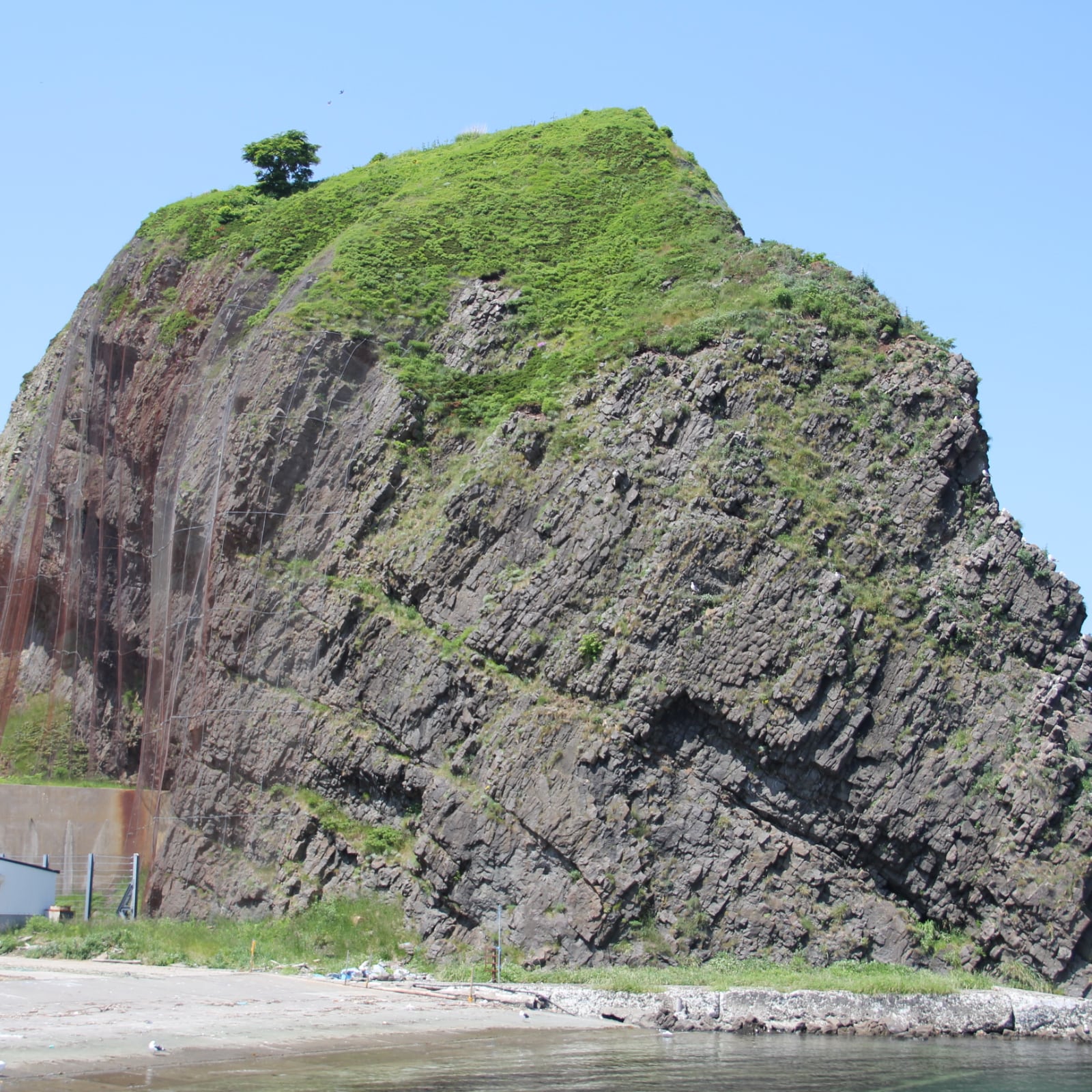 知床八景 オロンコ岩｜知床斜里町観光協会