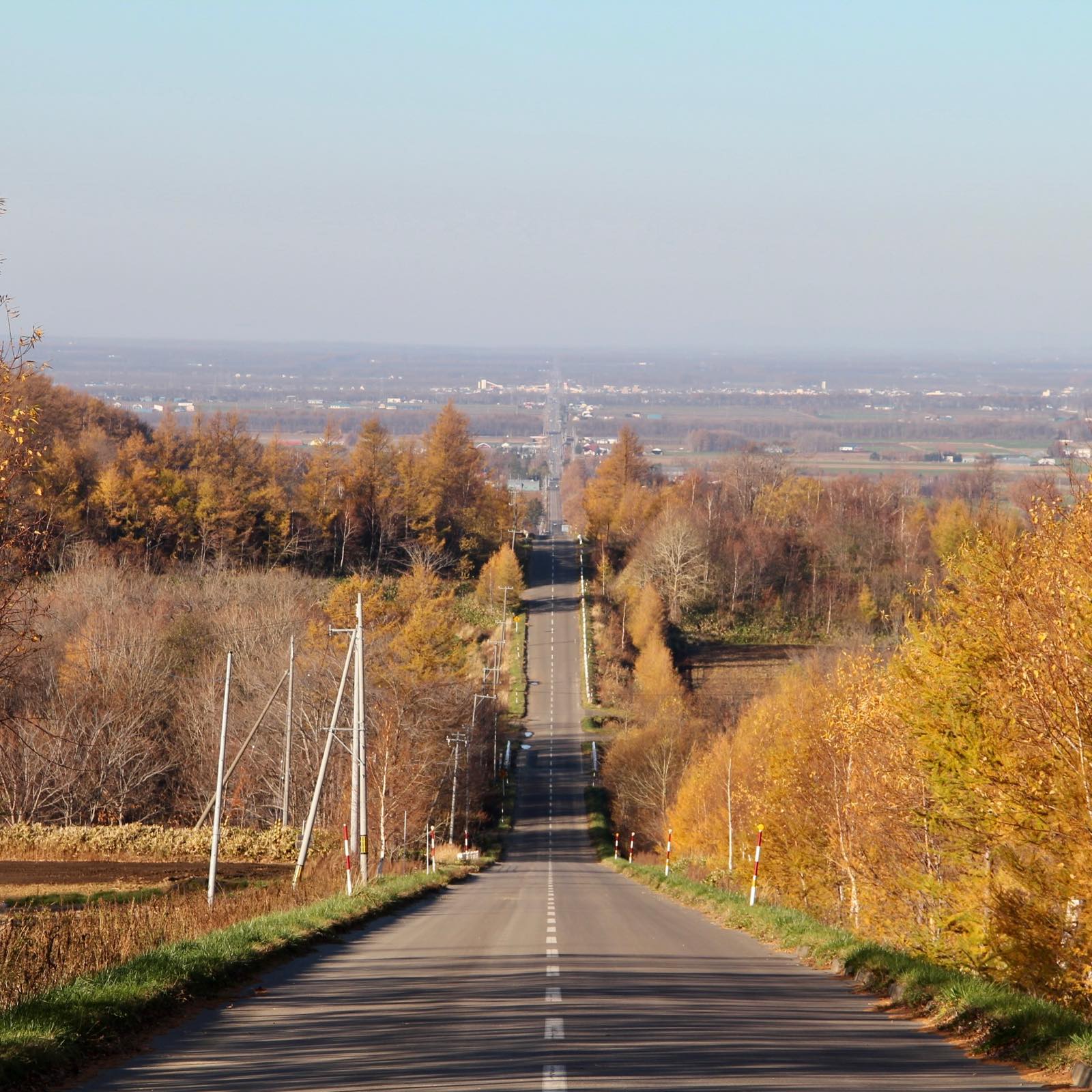 景勝地 天に続く道｜知床斜里町観光協会