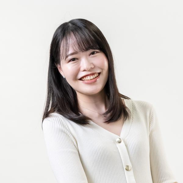 安達 真実