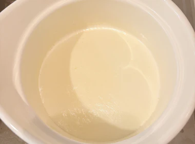 下ごしらえ(生クリームと牛乳)