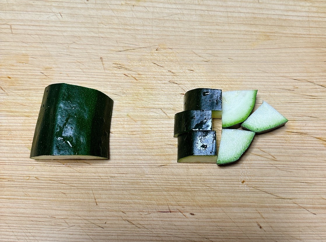 下ごしらえ（ズッキーニ）