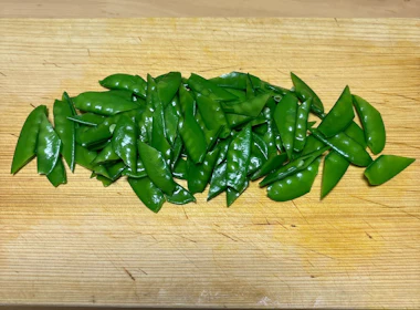 絹さやのカット