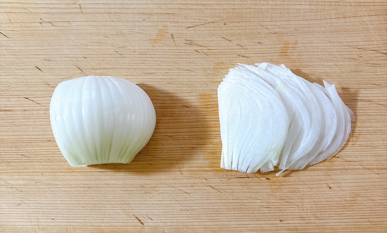下ごしらえ（新玉ねぎ）