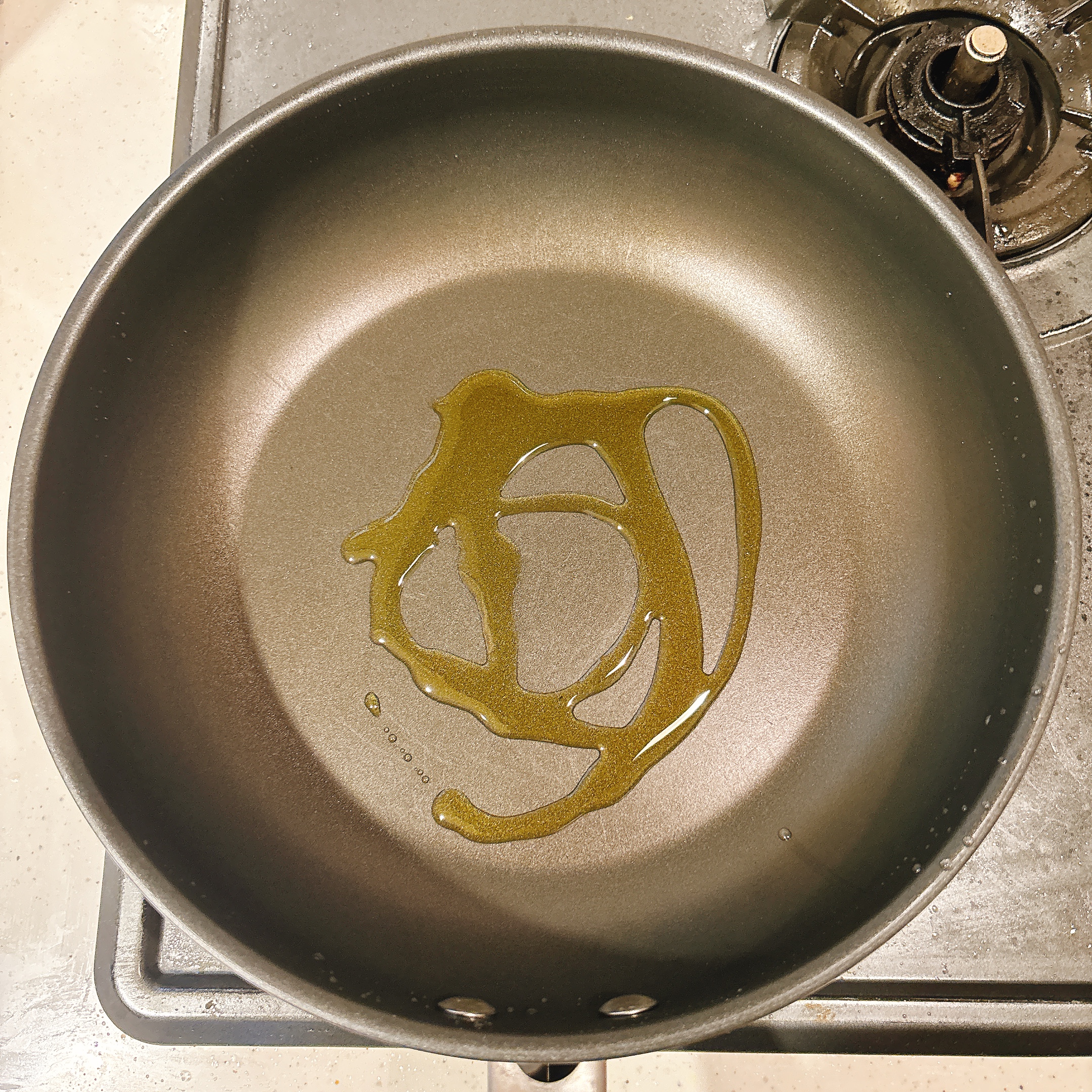 調理（油を引く）