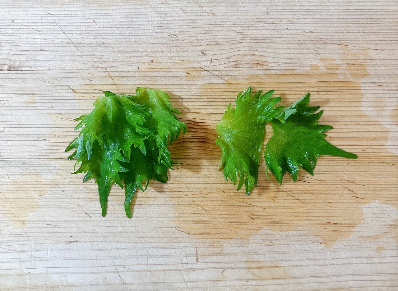 下ごしらえ（大葉）