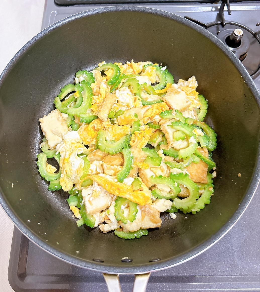 全体を炒め合わせる