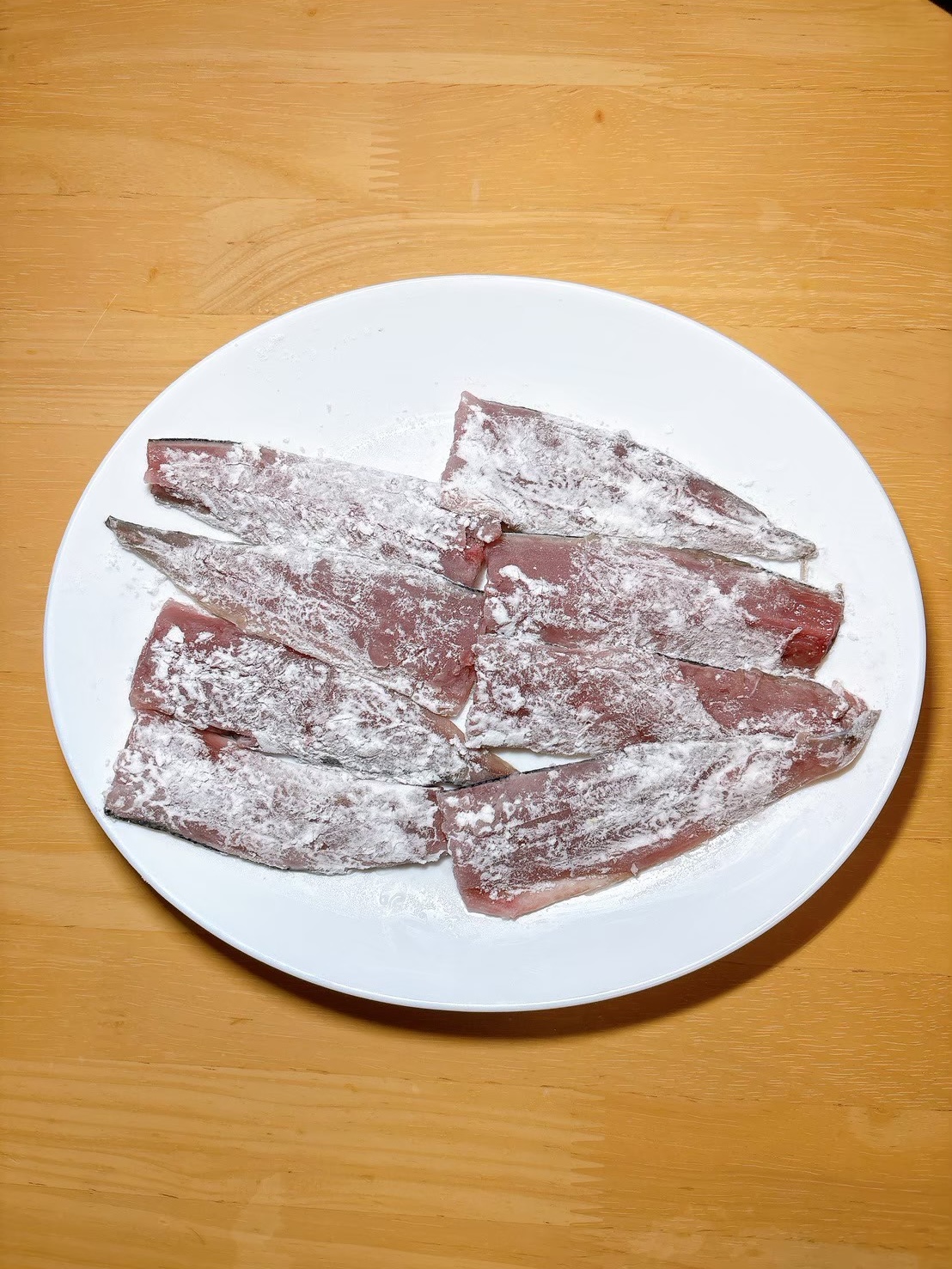 片栗粉をまぶす