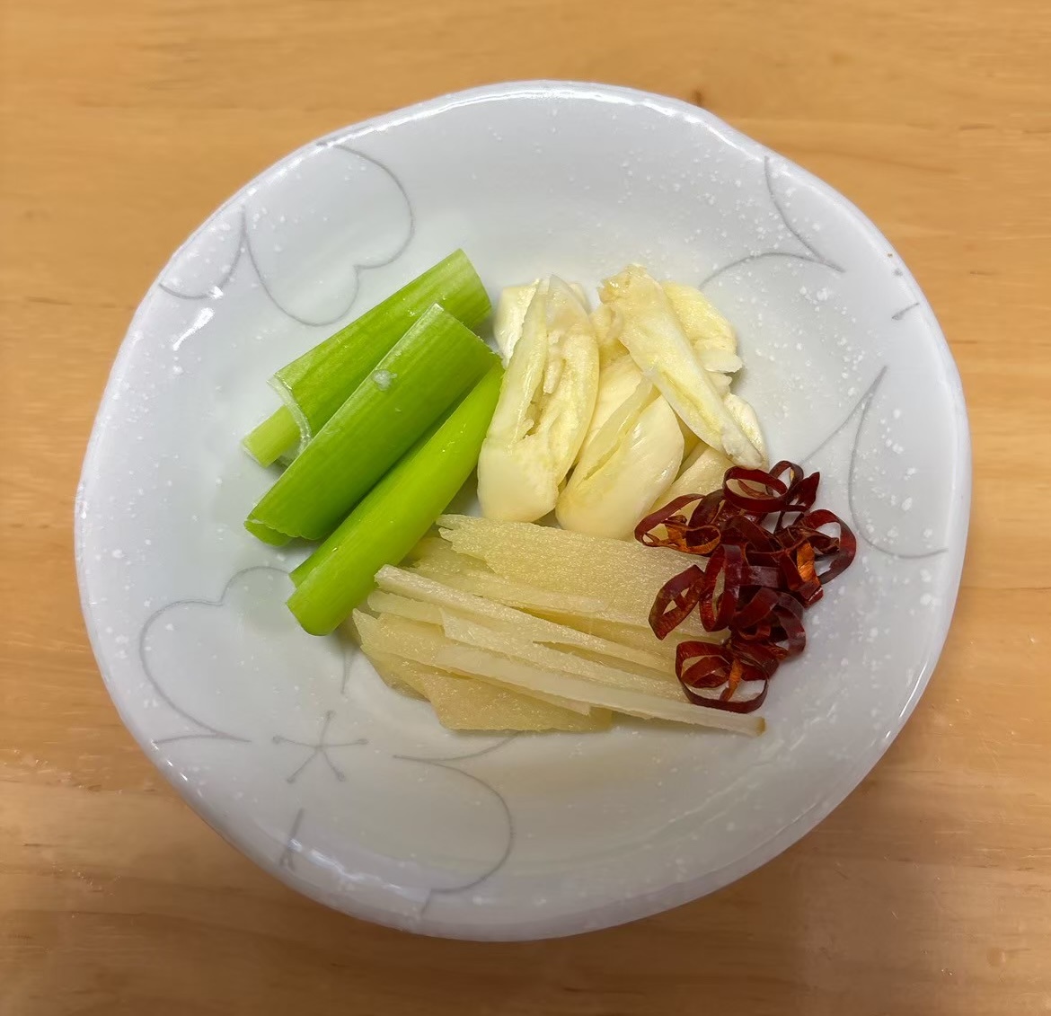 香味野菜の下準備