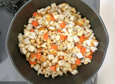 調理(具材を炒める)