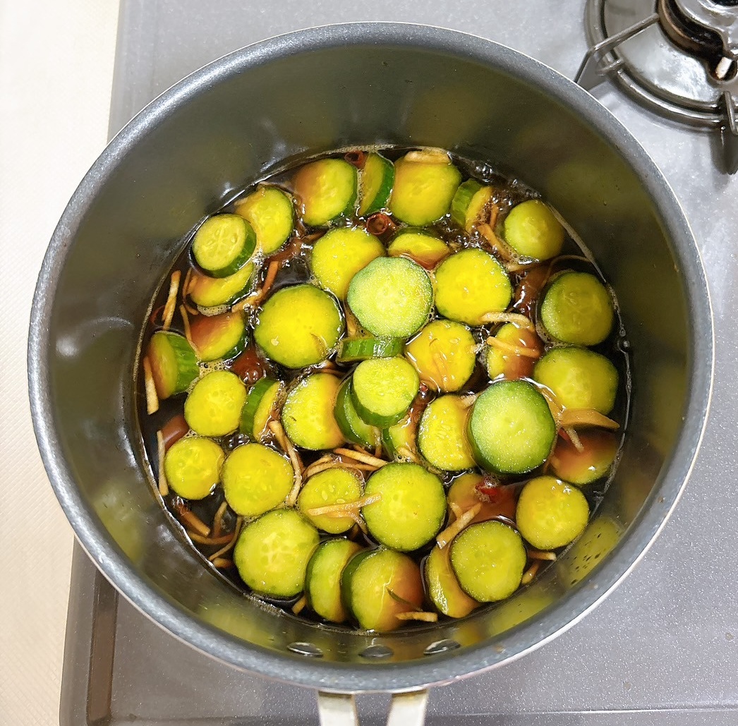 冷やして味を染み込ませる