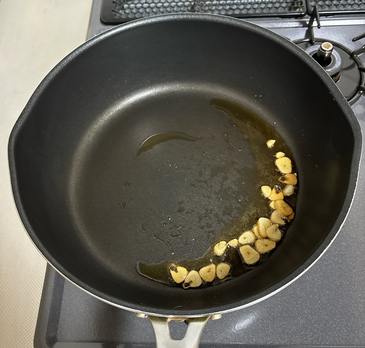 フライドガーリック作り