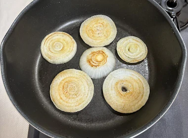 玉ねぎを焼く