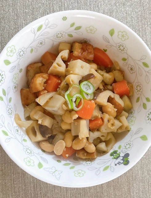 白だしのやさしい風味が決め手!大豆と根菜の絶品五目煮