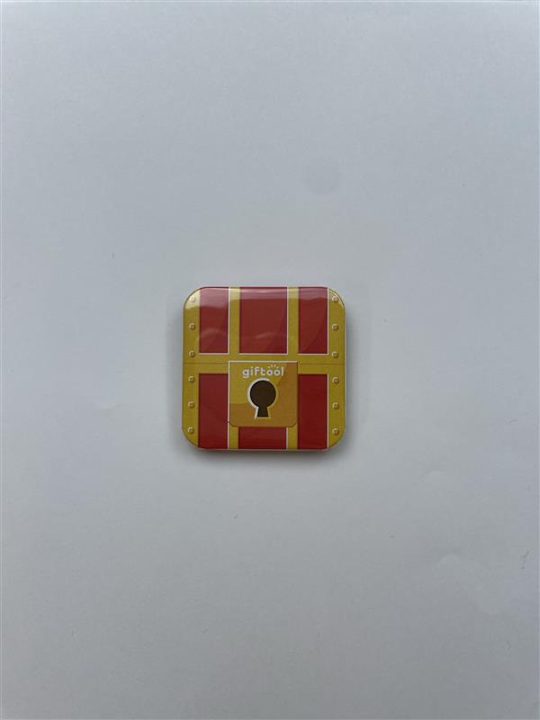 宝箱デザインのオリジナル缶バッジの実物