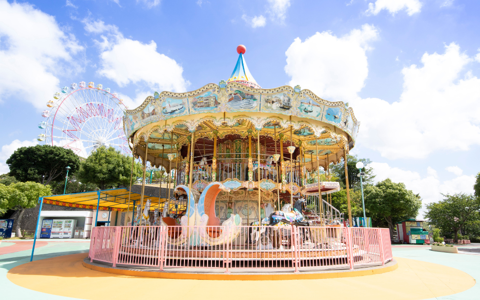 メリーゴーランド丨浜名湖パルパル ファミリーにちょうどいい遊園地