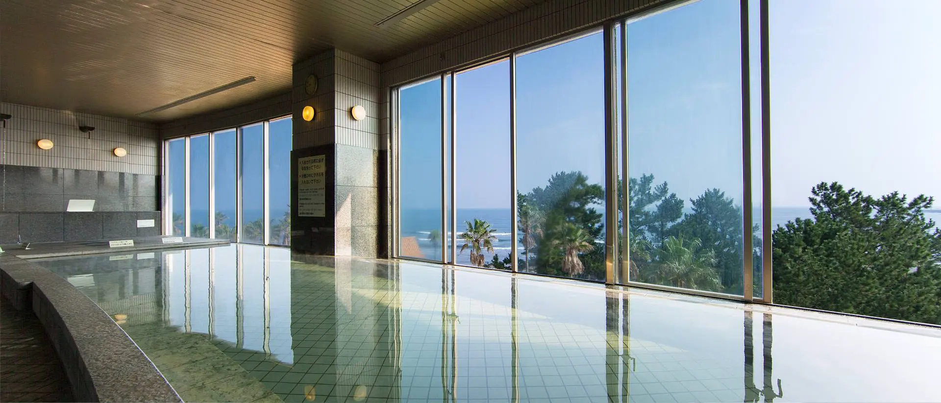 ANAホリデーインリゾート 青島で温泉を満喫